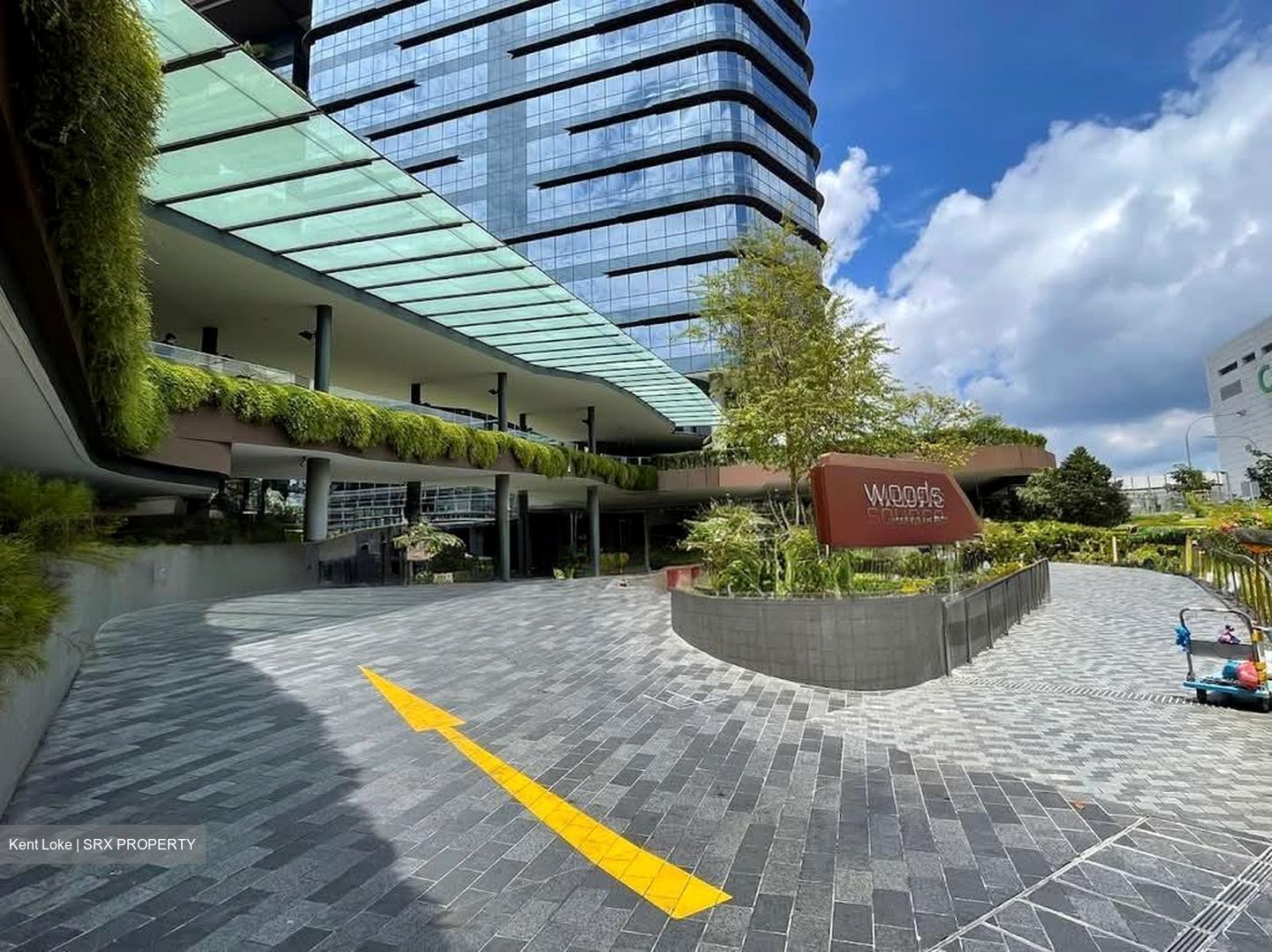 Woods Square (D25), Office #600115111